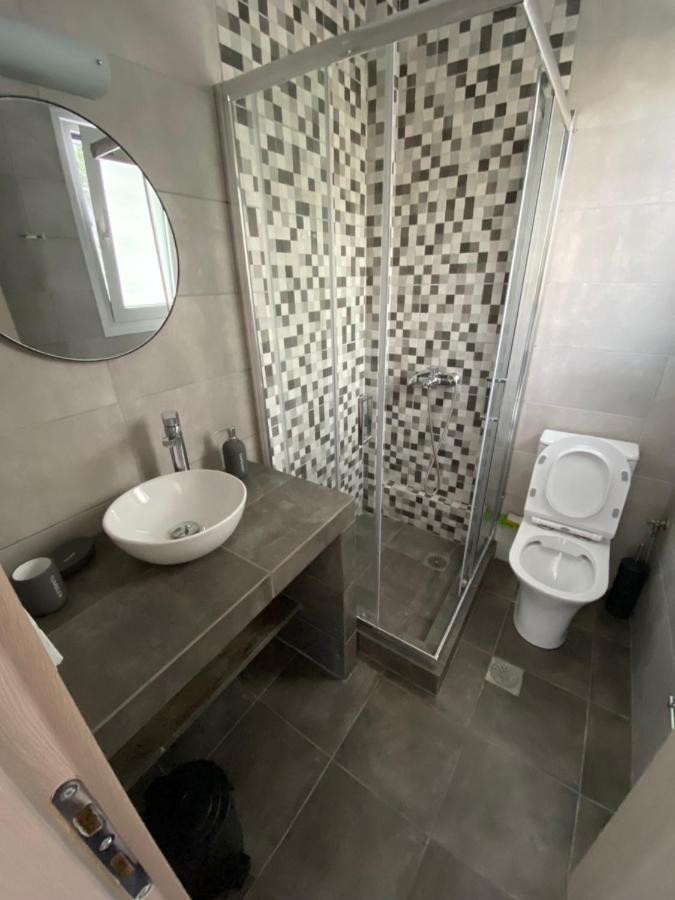 Apartment Cosy 2 Minutes Walking From The
