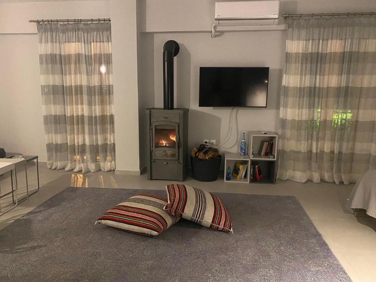 Cosy 2 Minutes Walking From The Apartment